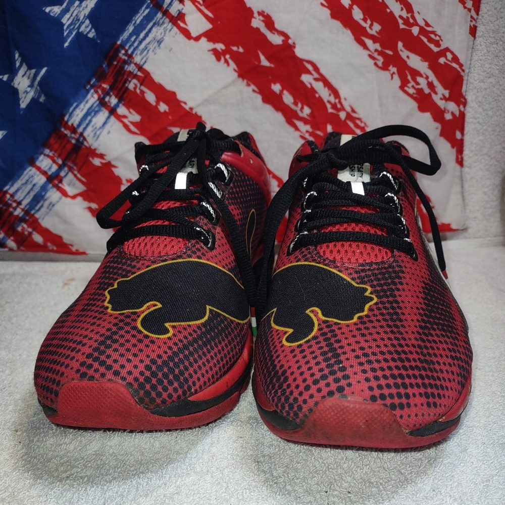 Red and Black Ferrari Adaptive Fit,  Athletic Shoes,  Puma U.S. Sz.12
